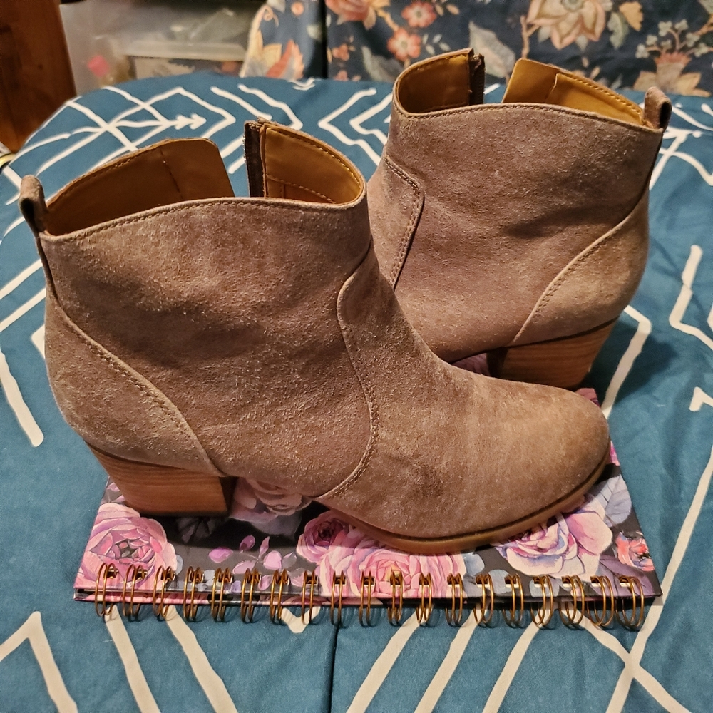 Franco Sarto boots